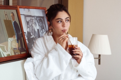 HQ
